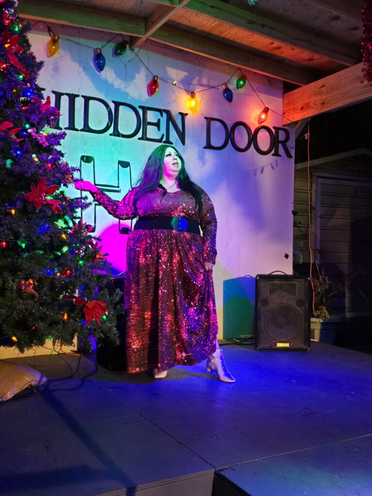 Shannon Paris, diva performer – photo 8 of 8